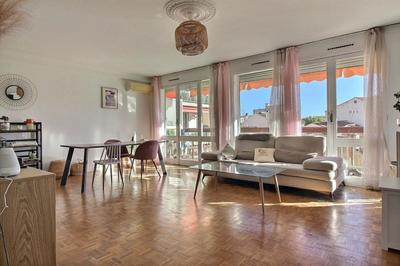 Appartement - 77 m² - 3 pièces