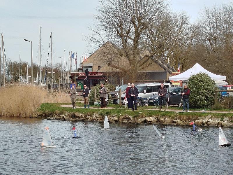 Régate de voiliers radiocommandés