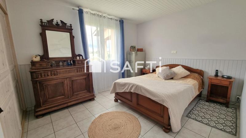 Maison - 171 m² - 8 pièces