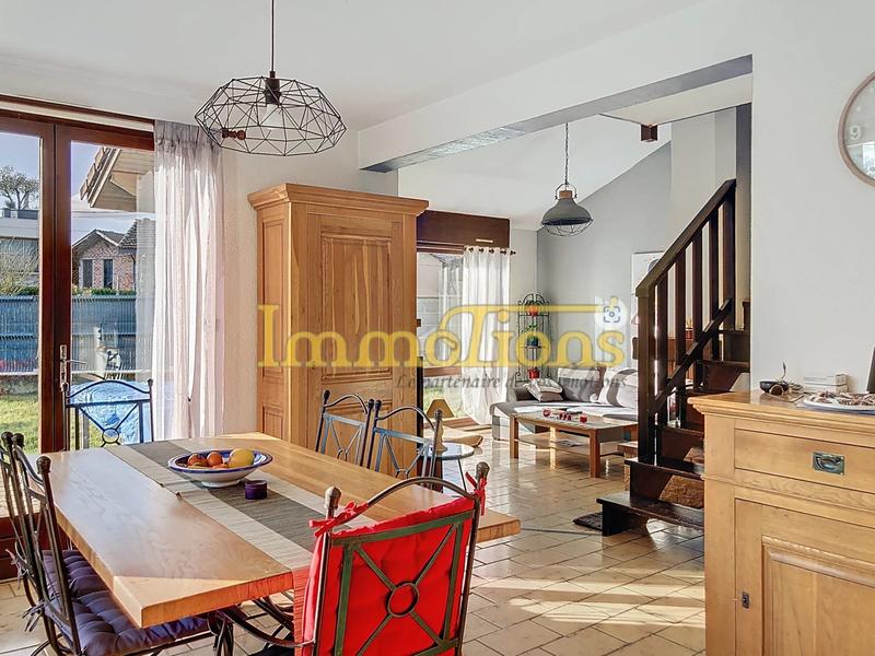 Maison - 98 m² - 4 pièces