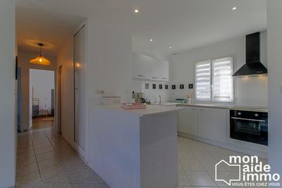 Maison - 88 m² - 4 pièces