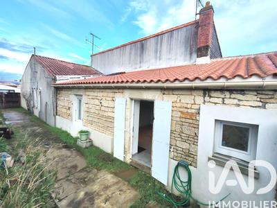 Maison - 97 m² - 5 pièces