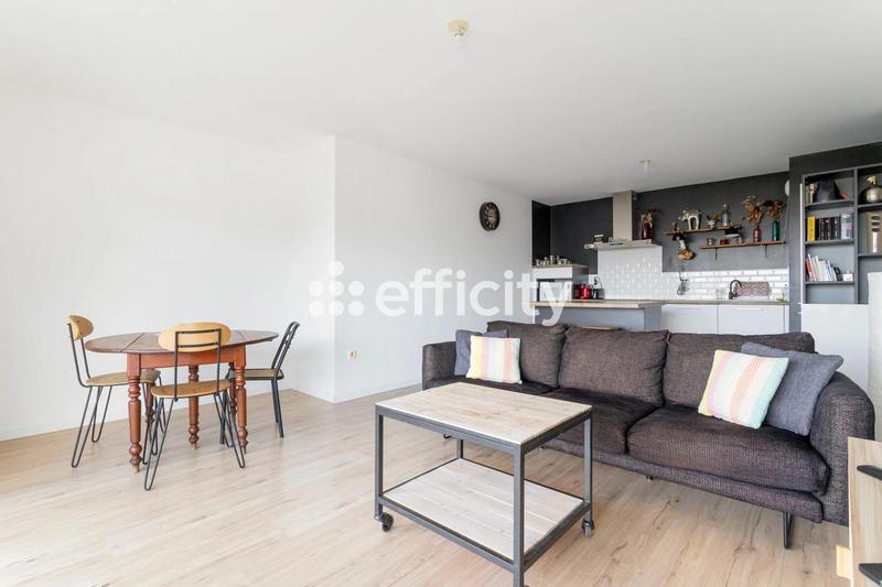 Appartement - 64 m² - 3 pièces