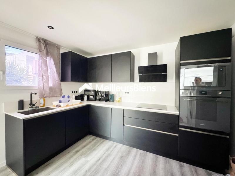 Appartement ancien - 80 m² - 4 pièces