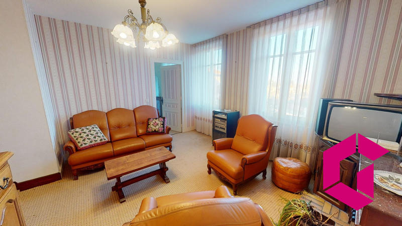 Villa - 102 m² - 7 pièces