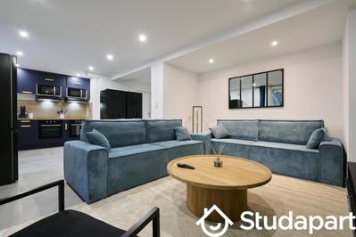 Chambre - 13 m² - 1 pièce