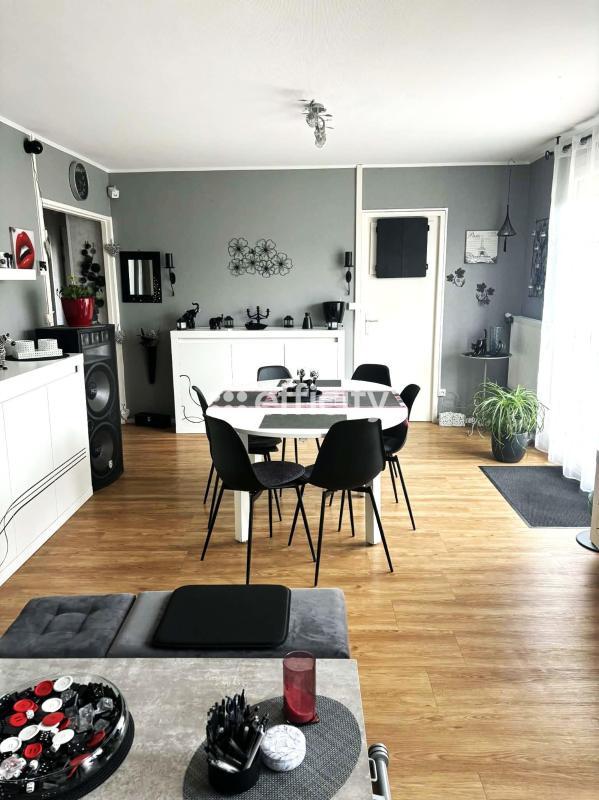 Pavillon - 81 m² - 4 pièces