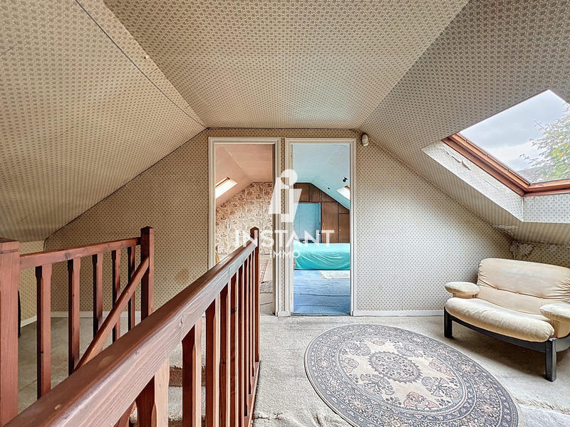 Maison - 127 m² - 8 pièces