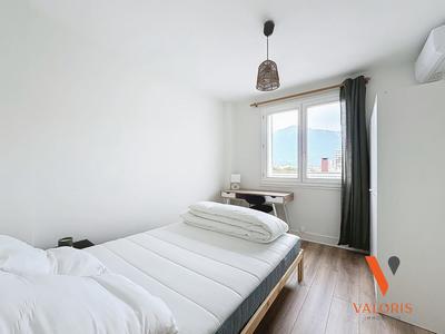 Appartement - 49 m² - 3 pièces