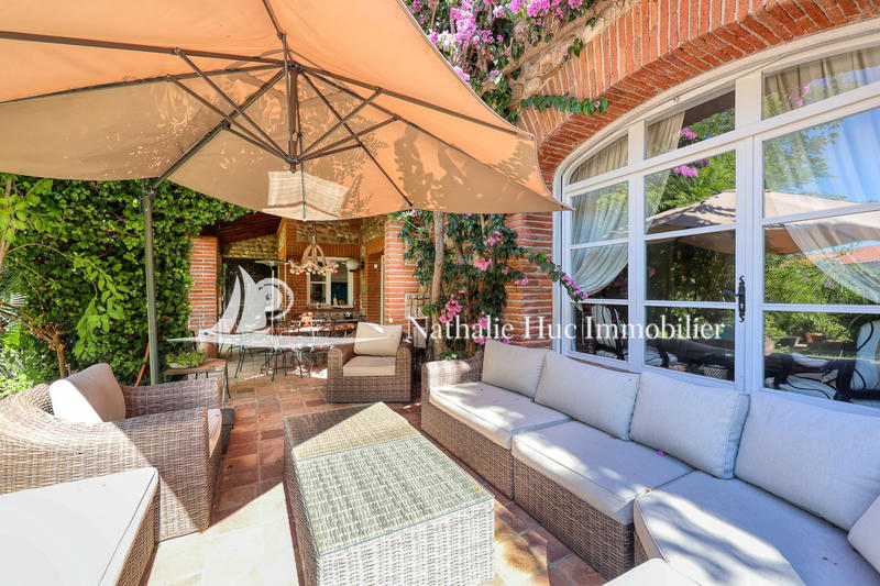 Mas - 250 m² - 5 pièces