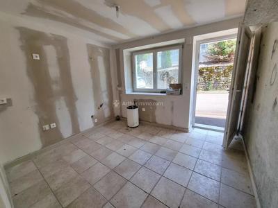 Immeuble - 242 m² - 8 pièces