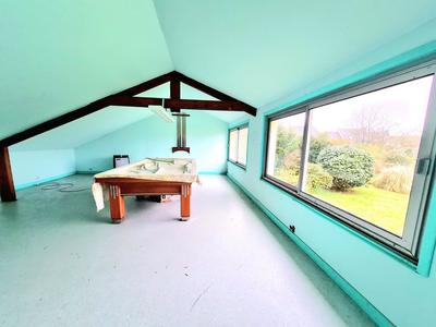 Maison - 333 m² - 7 pièces