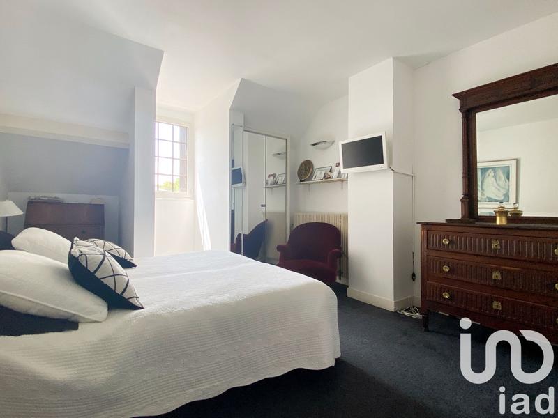 Maison - 175 m² - 8 pièces