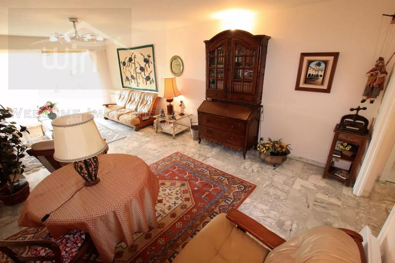 Appartement - 82 m² - 3 pièces