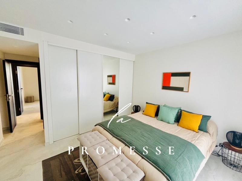 Appartement - 140 m² - 5 pièces