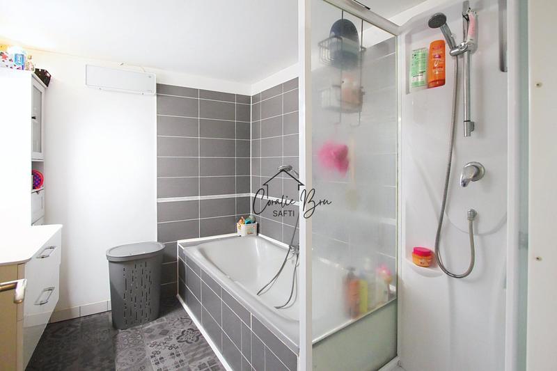 Maison - 105 m² - 3 pièces