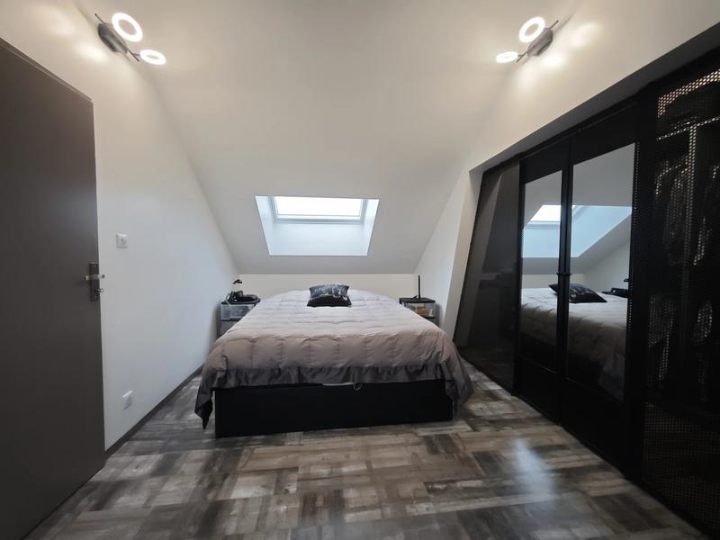 Appartement - 102 m² - 5 pièces