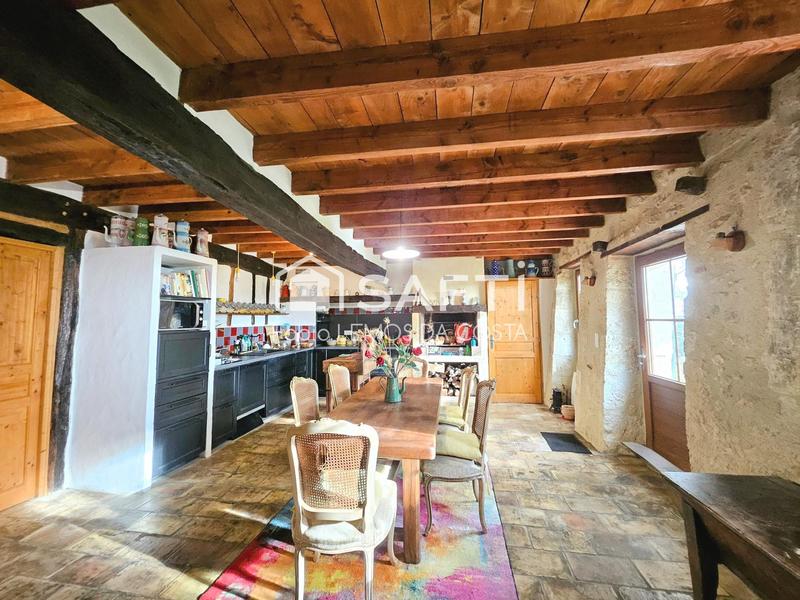 Maison - 152 m² - 5 pièces