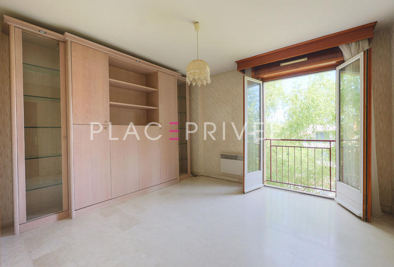 Appartement - 102 m² - 4 pièces