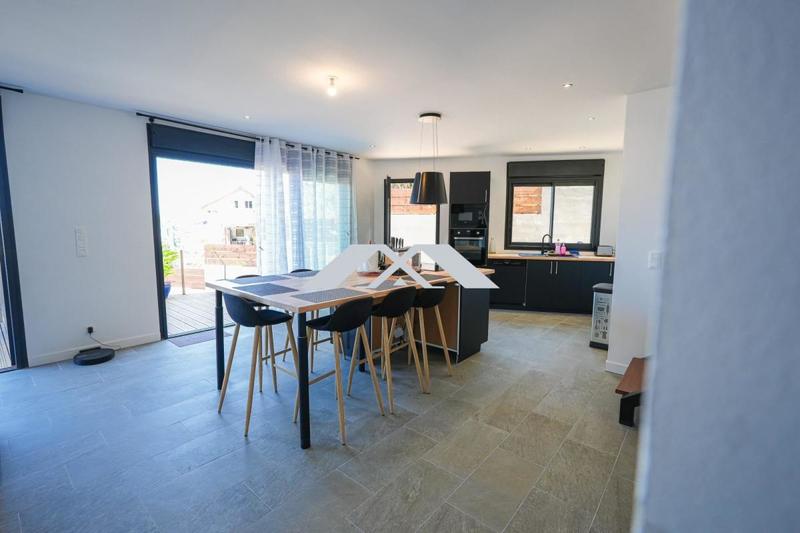 Villa - 123 m² - 4 pièces