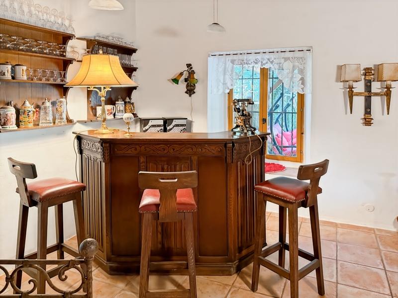 Moulin - 120 m² - 5 pièces