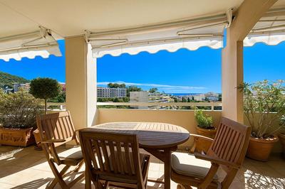 Appartement - 95 m² - 4 pièces