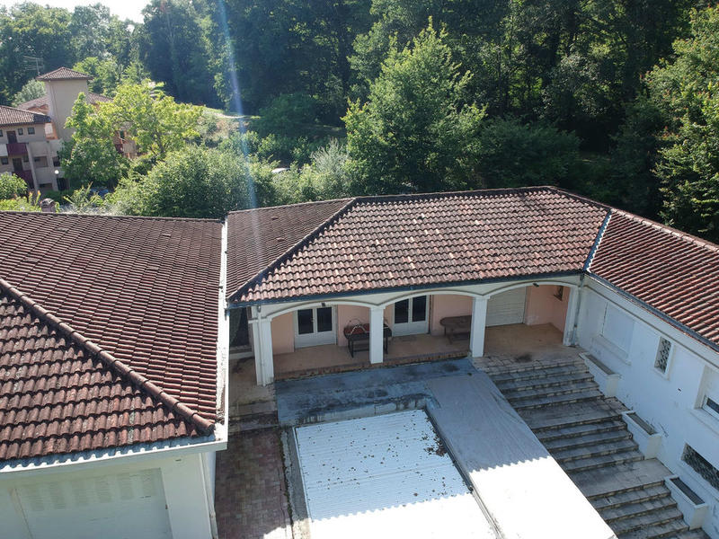 Villa - 263 m² - 11 pièces