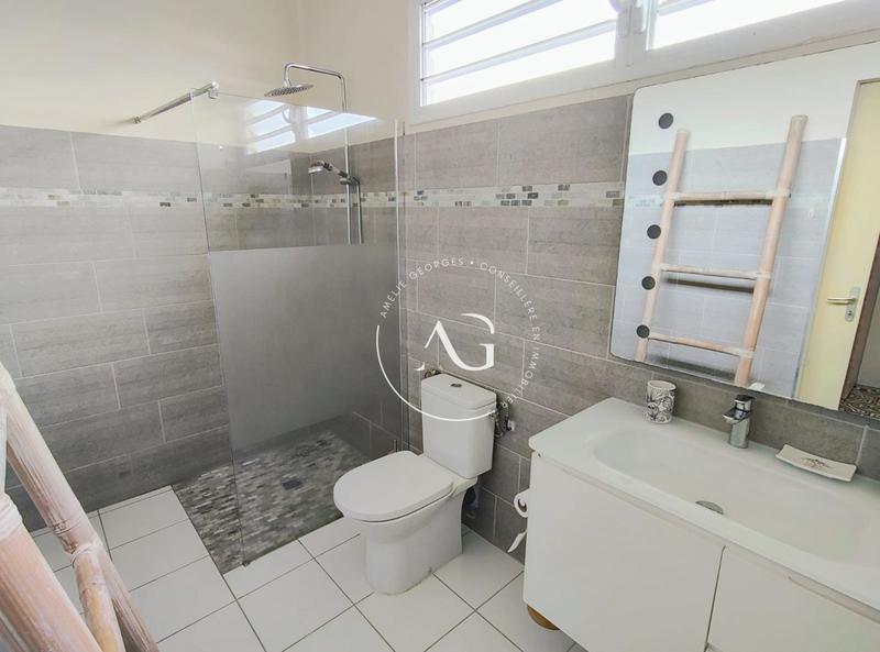 Villa - 177 m² - 5 pièces