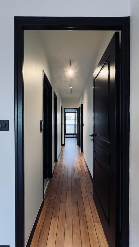 Appartement - 92 m² - 5 pièces