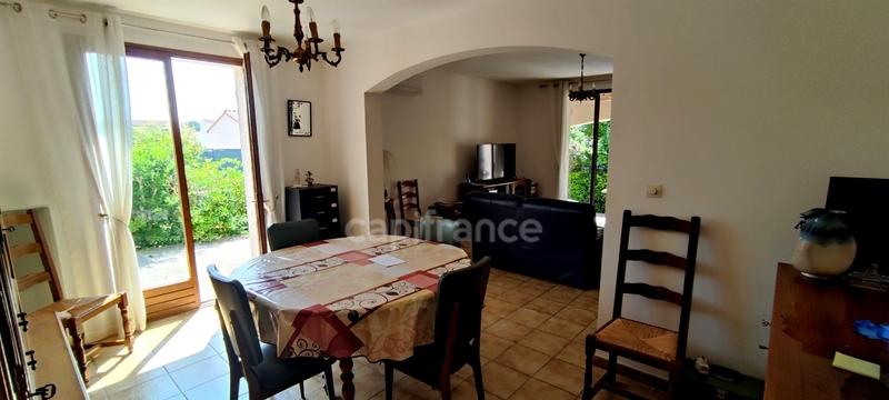 Villa - 101 m² - 6 pièces