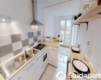 Chambre - 70 m² - 1 pièce