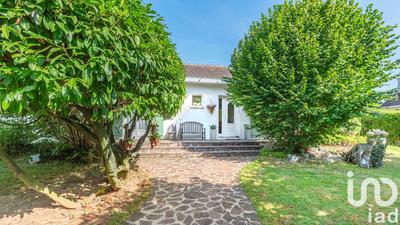 Maison - 183 m² - 9 pièces