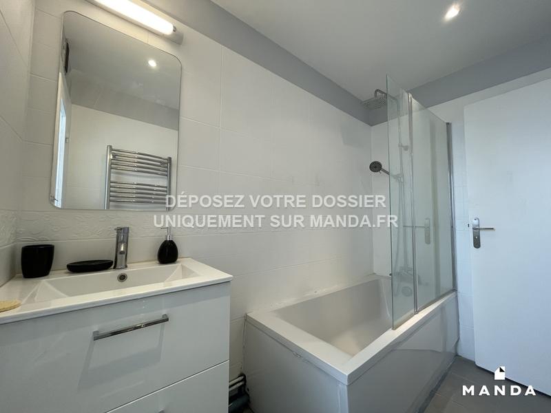 Chambre - 10 m² - 4 pièces