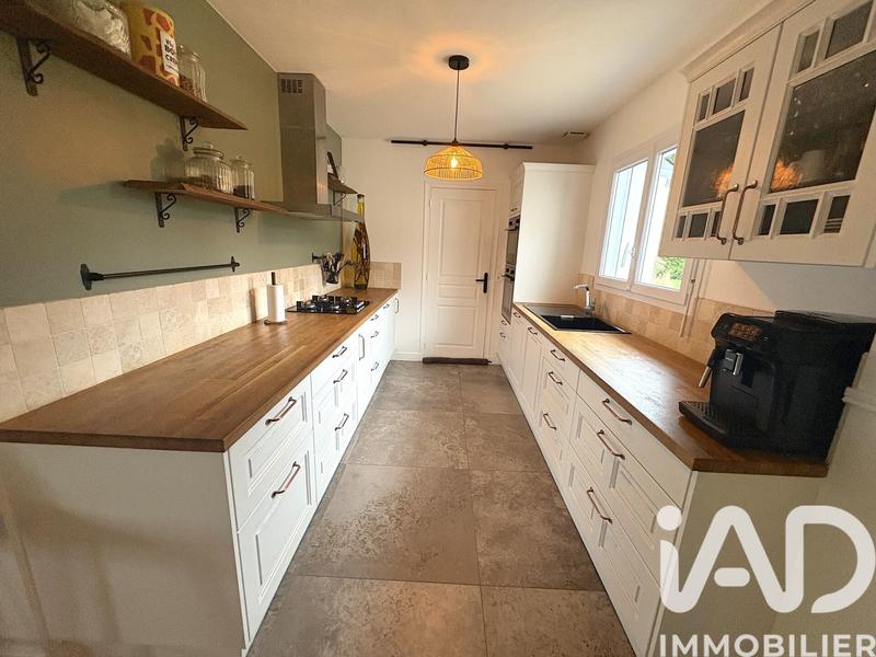 Maison - 177 m² - 6 pièces