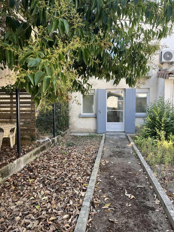 Local commercial - 70 m² - 4 pièces