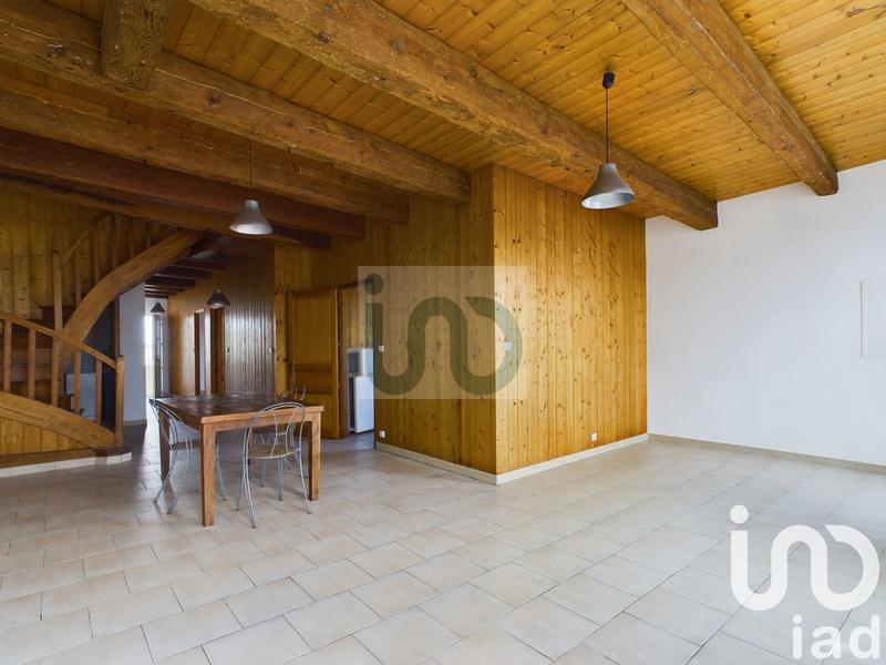 Maison - 196 m² - 7 pièces