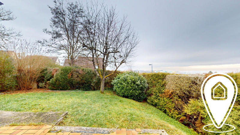 Maison - 96 m² - 6 pièces