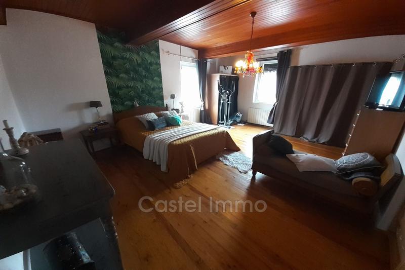 Maison - 217 m² - 13 pièces