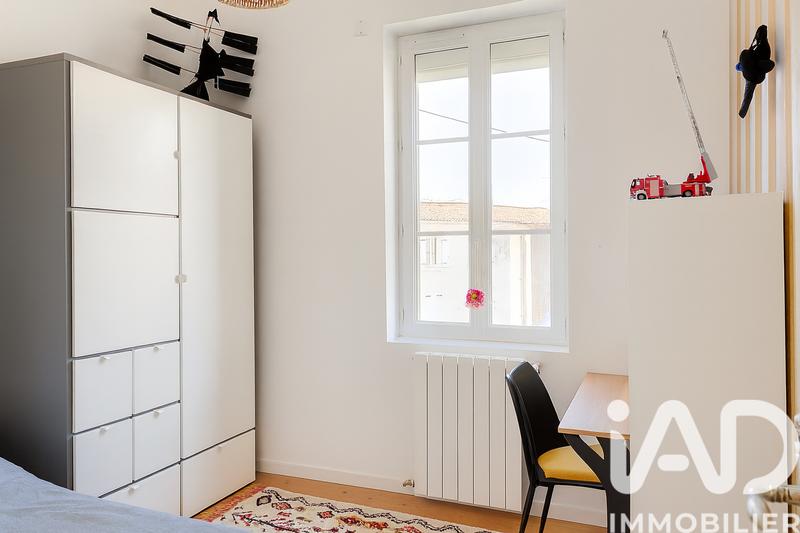 Maison - 236 m² - 7 pièces