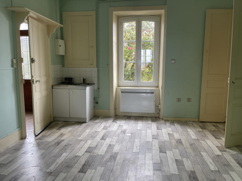 Immeuble - 170 m² - 8 pièces