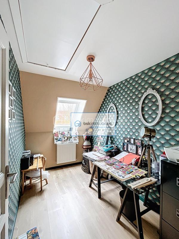 Maison traditionnelle - 345 m² - 6 pièces