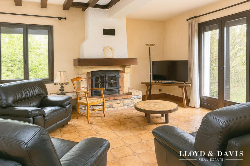 Maison - 147 m² - 6 pièces