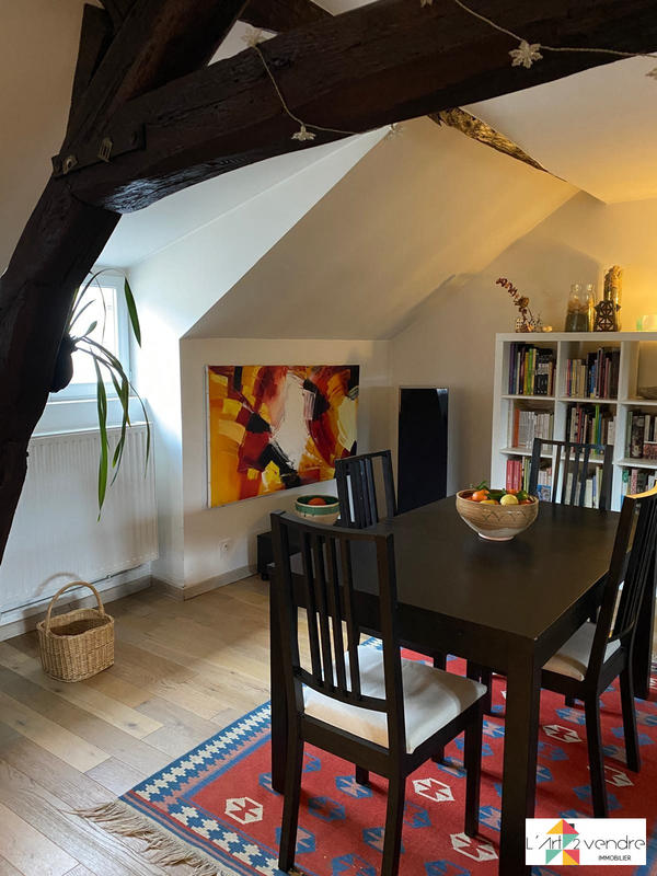 Appartement - 104 m² - 4 pièces