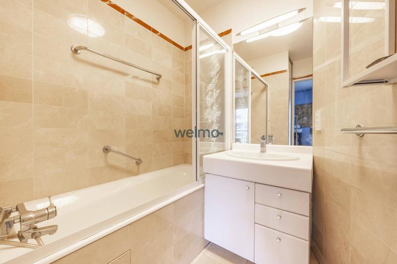 Appartement - 85 m² - 3 pièces