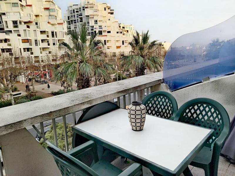 Studio - 25 m² - 1 pièce