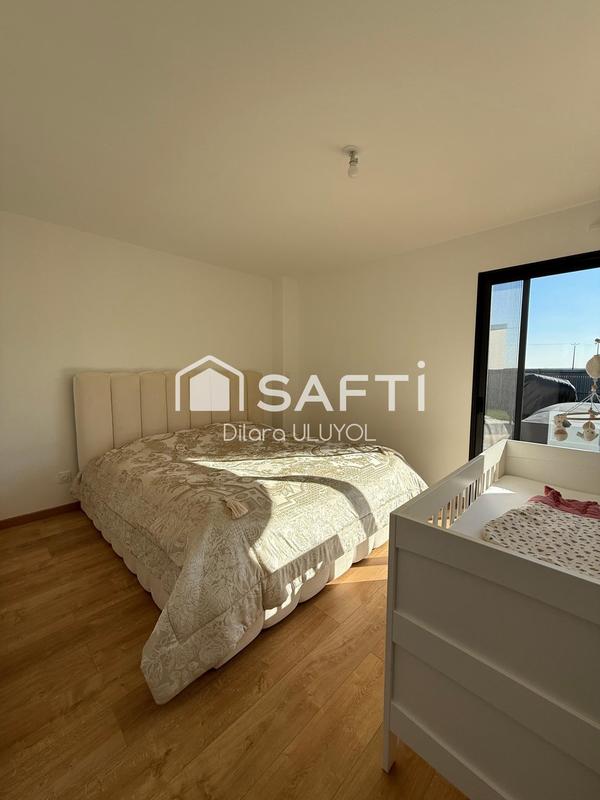 Maison - 152 m² - 8 pièces