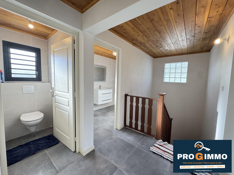 Maison traditionnelle - 90 m² - 4 pièces