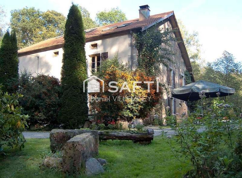 Maison - 314 m² - 14 pièces