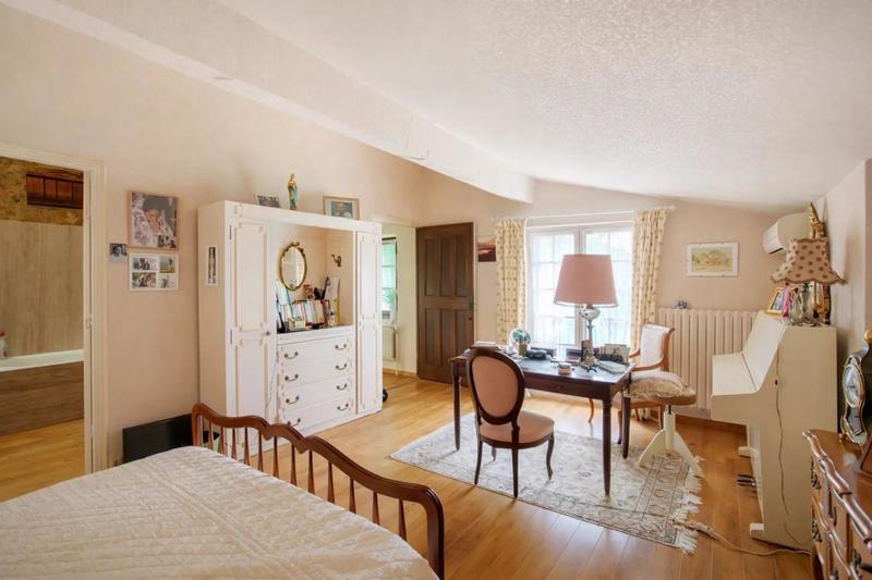 Maison - 134 m² - 5 pièces