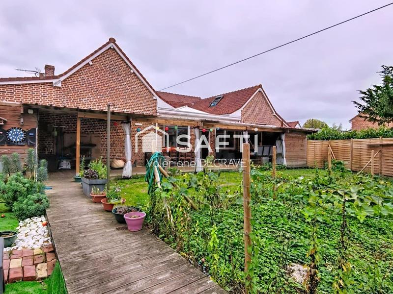 Maison - 220 m² - 4 pièces